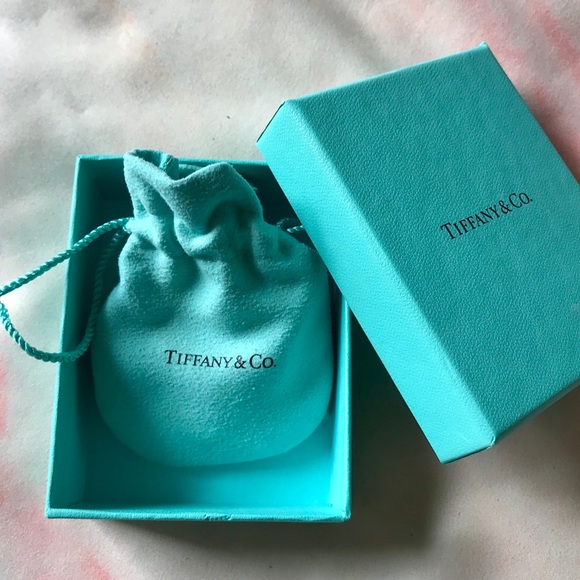 Tiffany & Co Ring Necklace - Picture 3 of 6